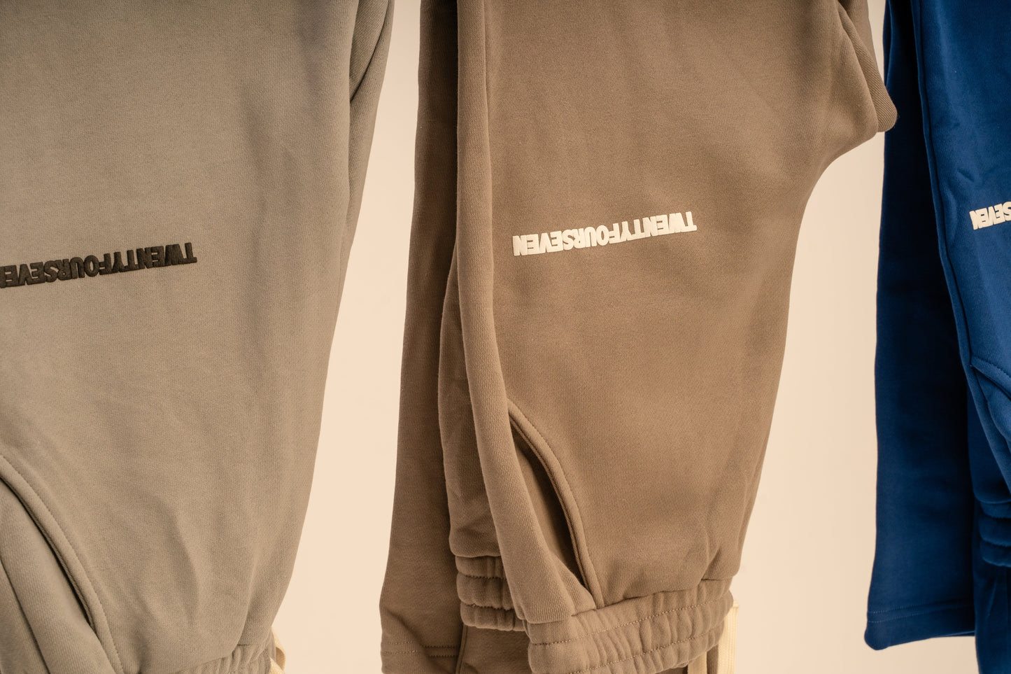 TWENTYFOURSEVEN STRAIGHT LEG SWEATPANT - GREY